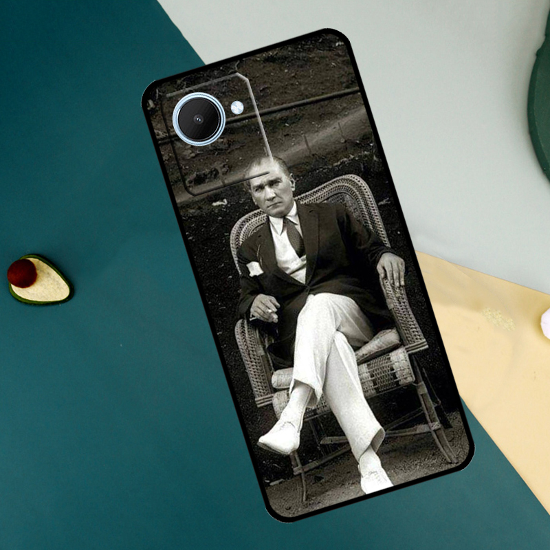 무스타파 케말 아타튀르크 디자인의 Realme C55, - Realme C67 리뷰 및 가격